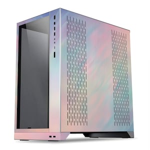 Puede incluir: Una caja de ordenador plateada e iridiscente con un panel lateral de vidrio templado. La caja tiene un panel frontal de malla y una base negra.