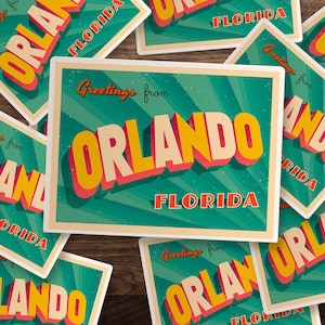 Saluti da ORLANDO! / Benvenuti a Orlando, Florida Adesivo in vinile fustellato per finestre, skateboard, auto, decalcomania da parete, laptop - 3", 5" o 7"