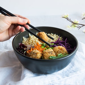 MADE TO ORDER Handmade porcelain poke / ramen / soup bowl black / white // satin / glossy finish image 4