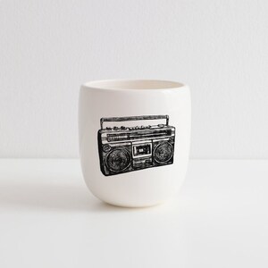 Porcelain coffee tumbler with vintage radio drawing by Cindy Labrecque