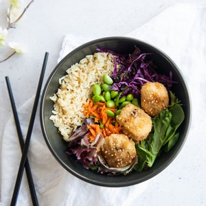 MADE TO ORDER Handmade porcelain poke / ramen / soup bowl black / white // satin / glossy finish image 5