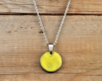 MEDIUM matte yellow round stoneware pendant