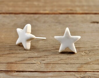 MINI glossy white star stoneware stud earrings
