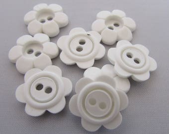 Flower buttons white matt finish 26mm a set of 6