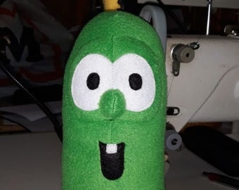 Cucumber veggie plush toy