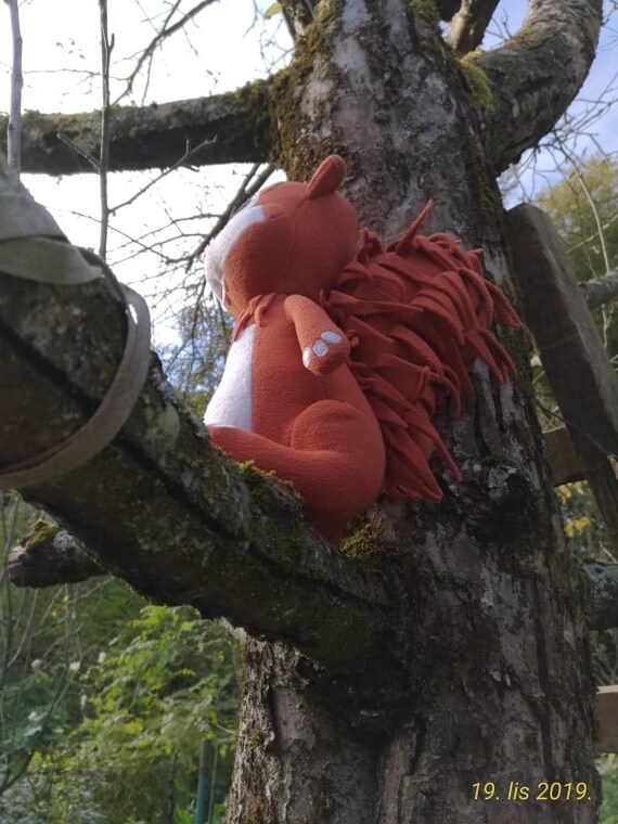 snuggle puppets squirrel