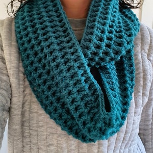 Häkelschal, Infinity Schal, Roma Schlauchschal, Halsschal, Chunky schal, Halswärmer, snood, crochet snood, snood