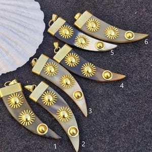 Horn Bone Jewelry Ethically Sourced Natural Buffalo Horn Flower Theme Pendant Purely Handcrafted Vintage Style Antique Look Jewelry For Her