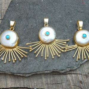 Natuurlijke zoetwaterparel rijzende zon hanger parel met turkoois klein accent edelsteen sieraden handgemaakte vintage stijl Uniek cadeau voor haar