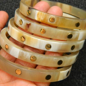 2 Pieces set of Ethically Sourced Natural Buffalo Horn Jewelry Bangle Bracelet Purely Handcrafted Vintage Style Antique Look Fashion Jewelry