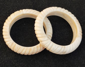 Handcrafted Buffalo Bone Bangle, Vintage Style Fashion Jewelry