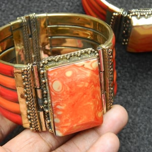 Brazalete apilable de resina de estilo vintage, joyería de latón, hecho a mano, aspecto antiguo, diseñador, único, acrílico, joyería de moda bohemia, regalo en oferta