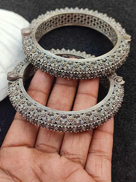 Oxidized Silver Bangle Bracelet Set, Boho Ethnic Kada, Vintage
