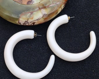 Acrylic Mottled Resin Hoop Earrings For Women – Chunky Boho Circle Statement Earrings (1.1" Diameter), Hypoallergenic