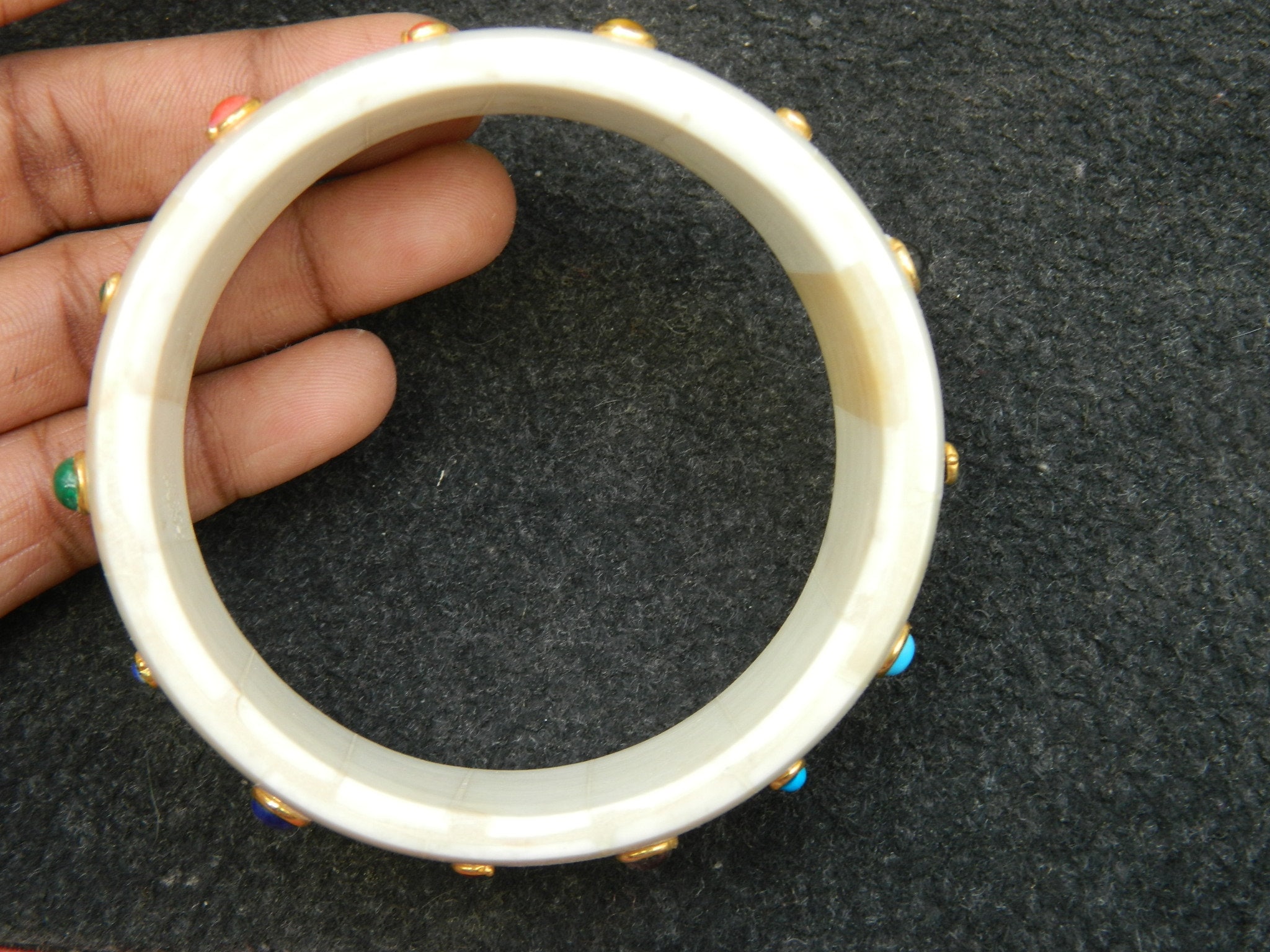 202 HORN BANGLE – h'eres