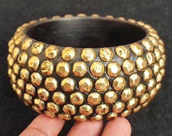 Bracelet Rigide Vintage En Bois Gravé Laiton - Bijou Ancien Unique - Très Bon état