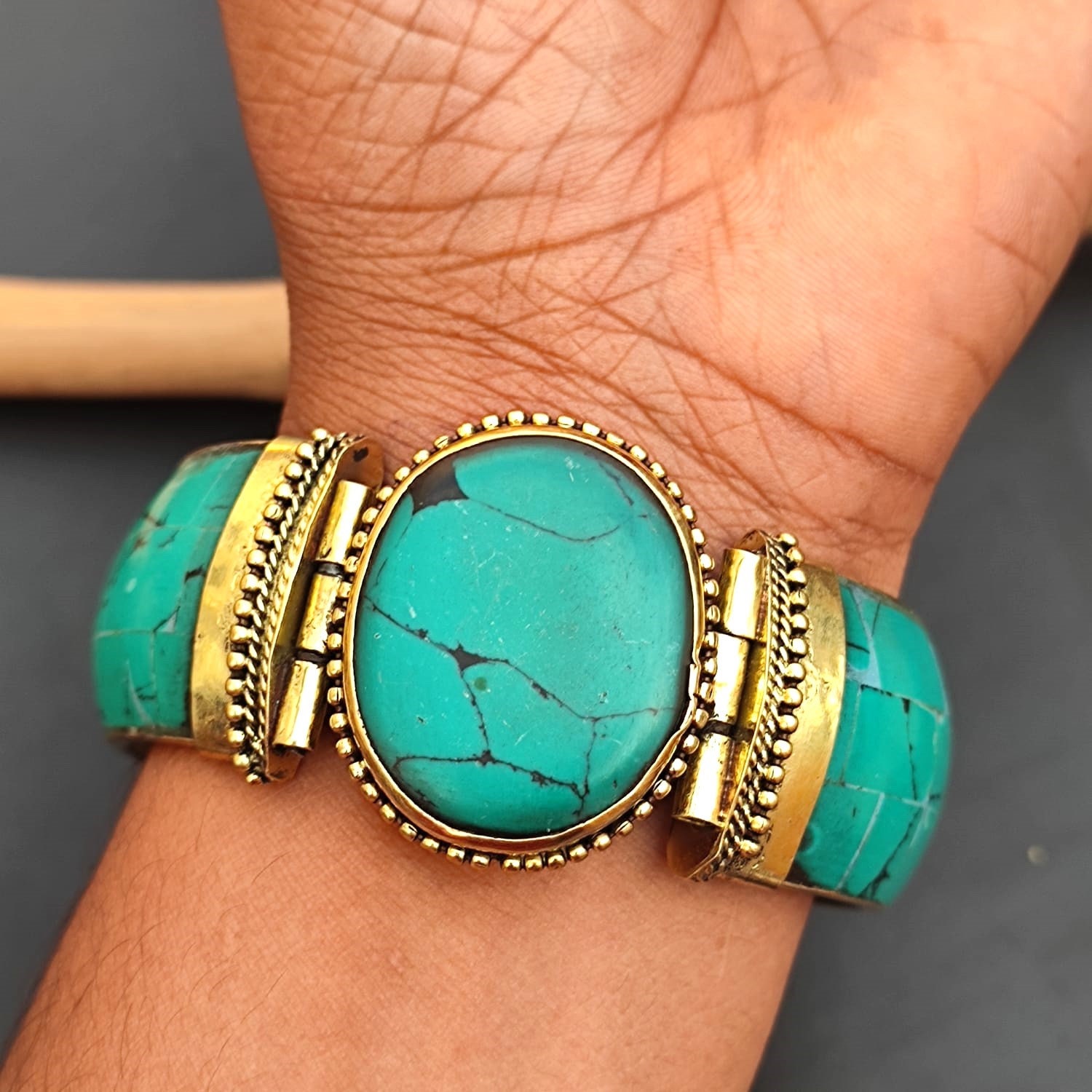 Vintage Style Brass Bangle Bracelet With Synthetic Turquoise Stone