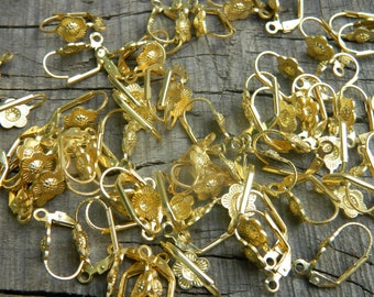 Orecchini A Clip Floreali A Mezza Cerchia Per Donne - Ottone Placcato Oro, Stile Margherita, Per Orecchie Non Forate