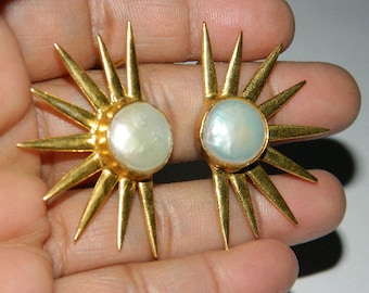 Natural Fresh Water Pearl Sun Stud Earrings With Turquoise Gemstone Gold Bridesmaid Wedding Unique Designer Fashion Jewelry Gift Sale