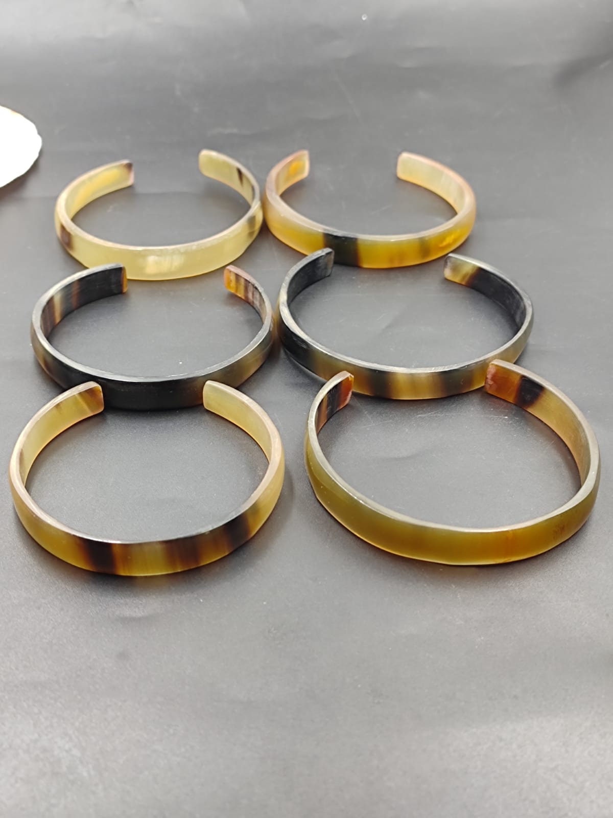 CTB196 Natural Honey Horn Cuff – Vivo Direct Ethically Sourced Natural Buffalo Horn Jewelry Horn Cuff Bangle Bracelet main image 2