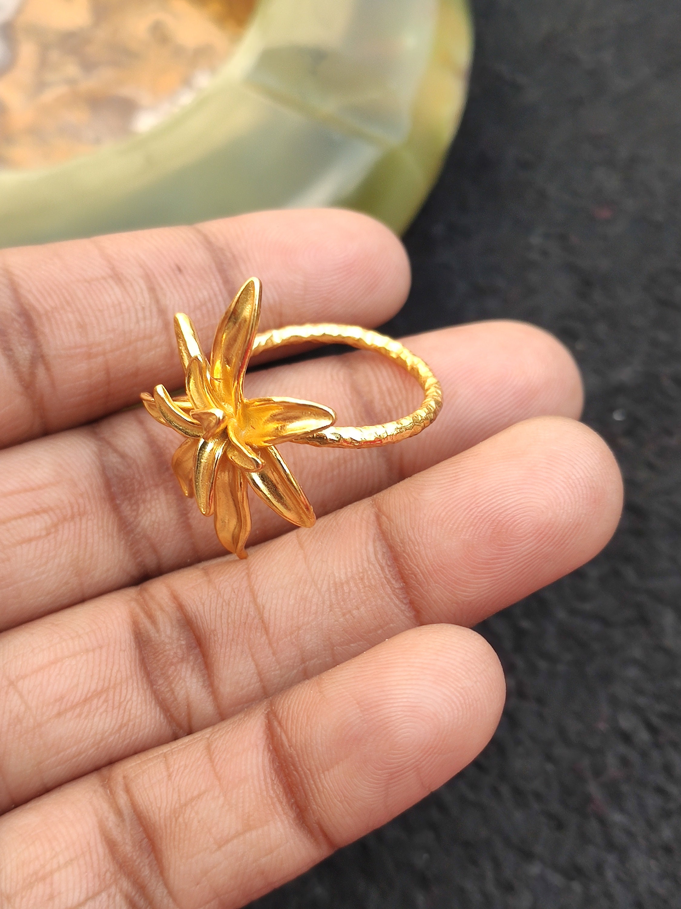 ⑥フローラルRING 真鍮 Gold Flower Ring, Vintage Floral Brass Ring, Size 8 - Etsy