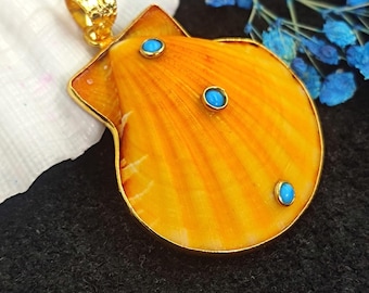 Gold Plated Scallop Seashell Pendant with Turquoise Gemstones (42mm)