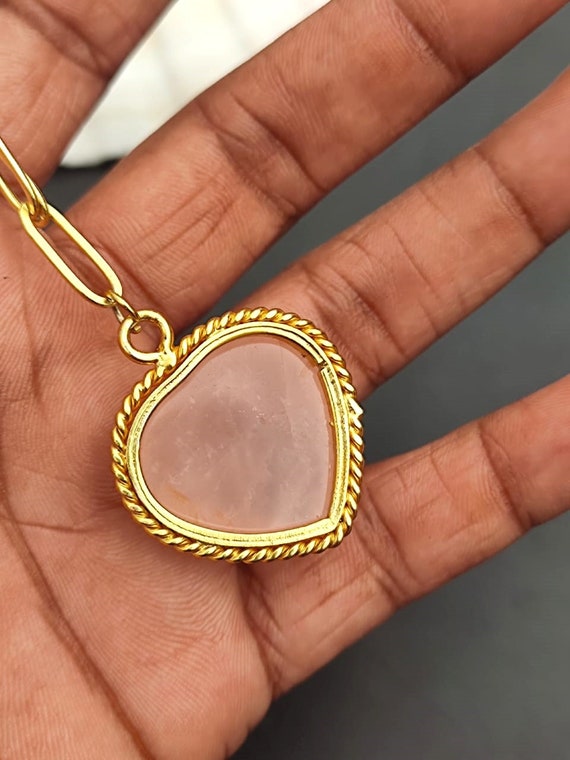 Juno Rose Quartz Necklace - Rose Quartz Stone – Heart  Gold-Plated Brass Heart Pendant Necklace with Rose Quartz Stone main image 1