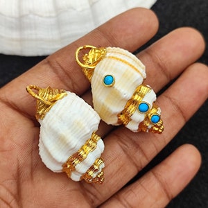 Natural Conch Seashell 18k Gold Fill Electroplated Pendant With Turquoise Gemstone Real Seashell Charm Pendant Ocean Seashell Beach Jewelry
