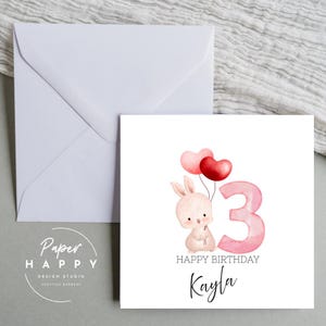 Carte d'anniversaire personnalisée pour petite-fille, nièce, fille, filleule, petite fille - bébé animal - personnalisée avec son nom