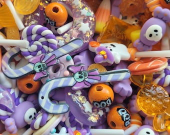 5/10/20/50/100/200pc Candy corn cabs , halloween 'trick or treat' spooky candy cabochons , decoden craft supplies