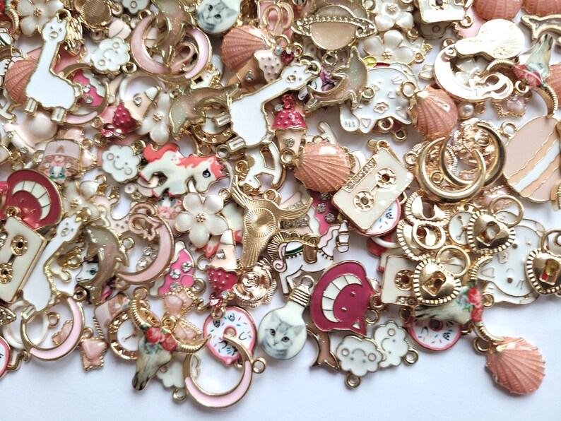 5102050100pcs Pink and white mix of charms kawaii charms craft supplies