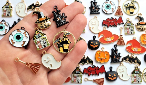 SYWHXY 60 Dijes De Resina De Halloween, Diseño De Calabaza, Mini Dijes De Espalda Plana, Calabaza, Calabaza Sonriente En Miniatura Para Reuniones De Halloween, Funda De Teléfono, Decoración De Mesa De