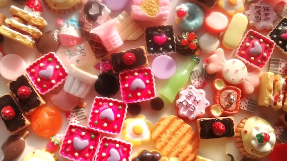 5//10//20//50pc strawberry gingerbread candy cabochons DECODEN sweets Fake candy