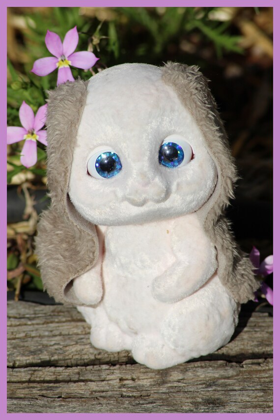 toy bunny that moves