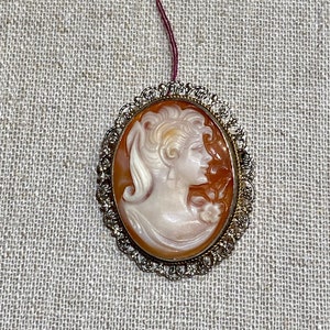 Vintage Carved Shell Cameo Brooch Pendant in Sterling Silver Frame