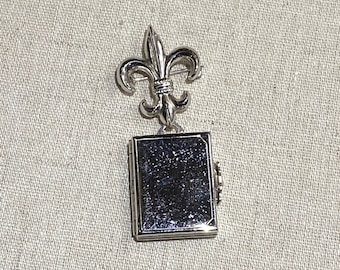 1940s Lapel  Photo Locket with Fleur de Lis Holder