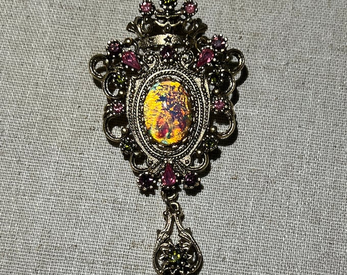 Signed Sarah Coventry Rhinestone Pendant Brooch With Dangling Drop