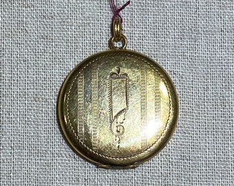 1920s D and L Engraved Gold Filled Locket