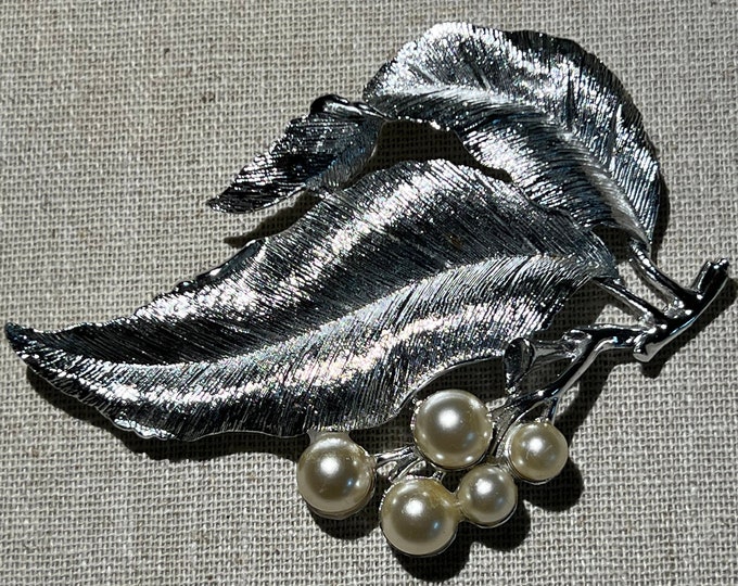 Large Signed Sarah Coventry Silver Tone Leaves With Faux Pearls