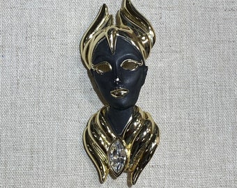 Vintage Gold Tone Figural Lady Brooch With Rhinestone