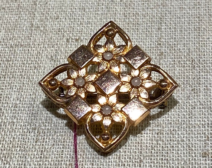 Petite Victorian Gold Filled Square Brooch