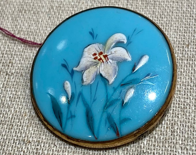 Victorian Hand Painted Porcelain Wrapped Brooch