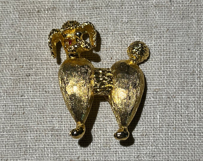 Vintage Signed Daria Brush Gold Tone Figural Poodle Dog Brooch