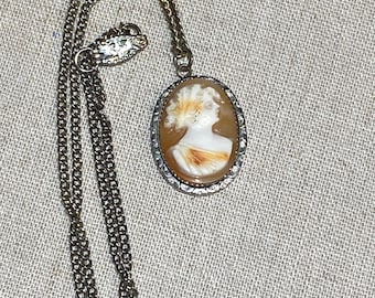 Vintage Hand Carved Shell Cameo Pendant on Chain