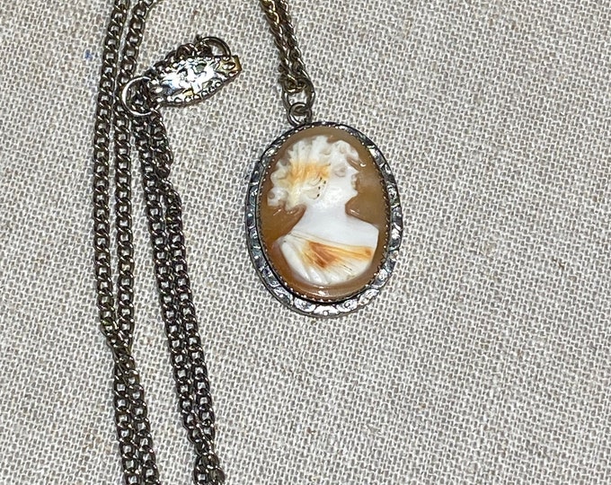 Vintage Hand Carved Shell Cameo Pendant on Chain