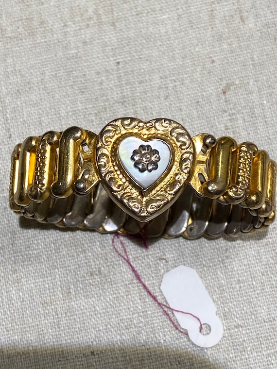 Vintage WW2 Sweetheart Jewelry Expansion Heart Bra