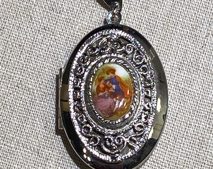 Vintage Silver Tone Locket With Porcelain Inset