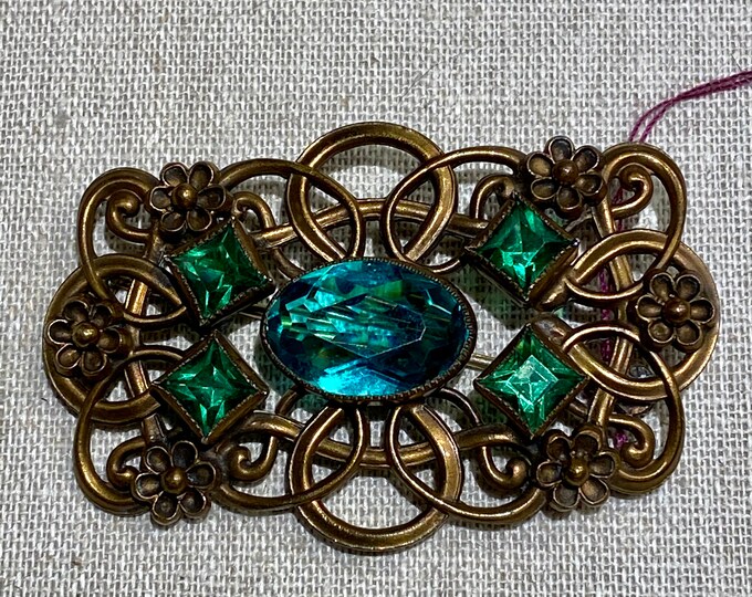 Newer Victorian Revival Green Stone Brooch