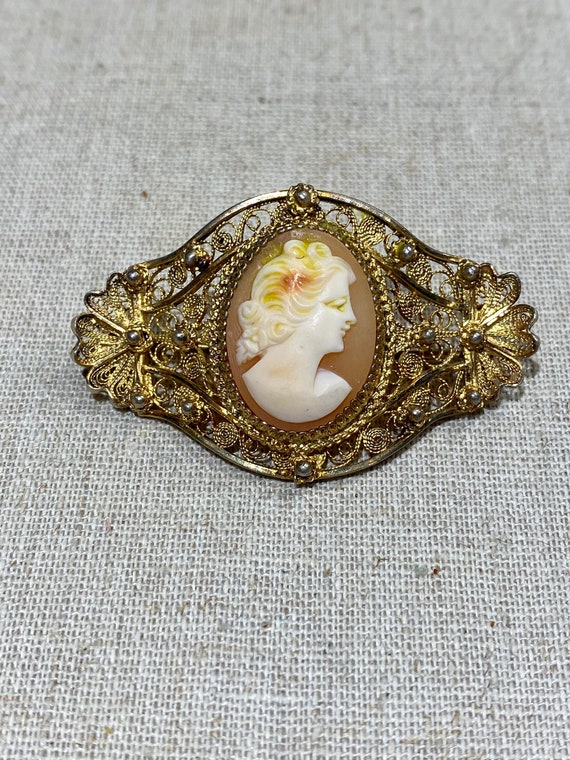 Sterling Vermeil Hand Carved Shell Cameo Brooch