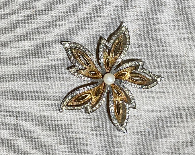Signed Corocraft Rhinestone Brooch With Faux Pearl